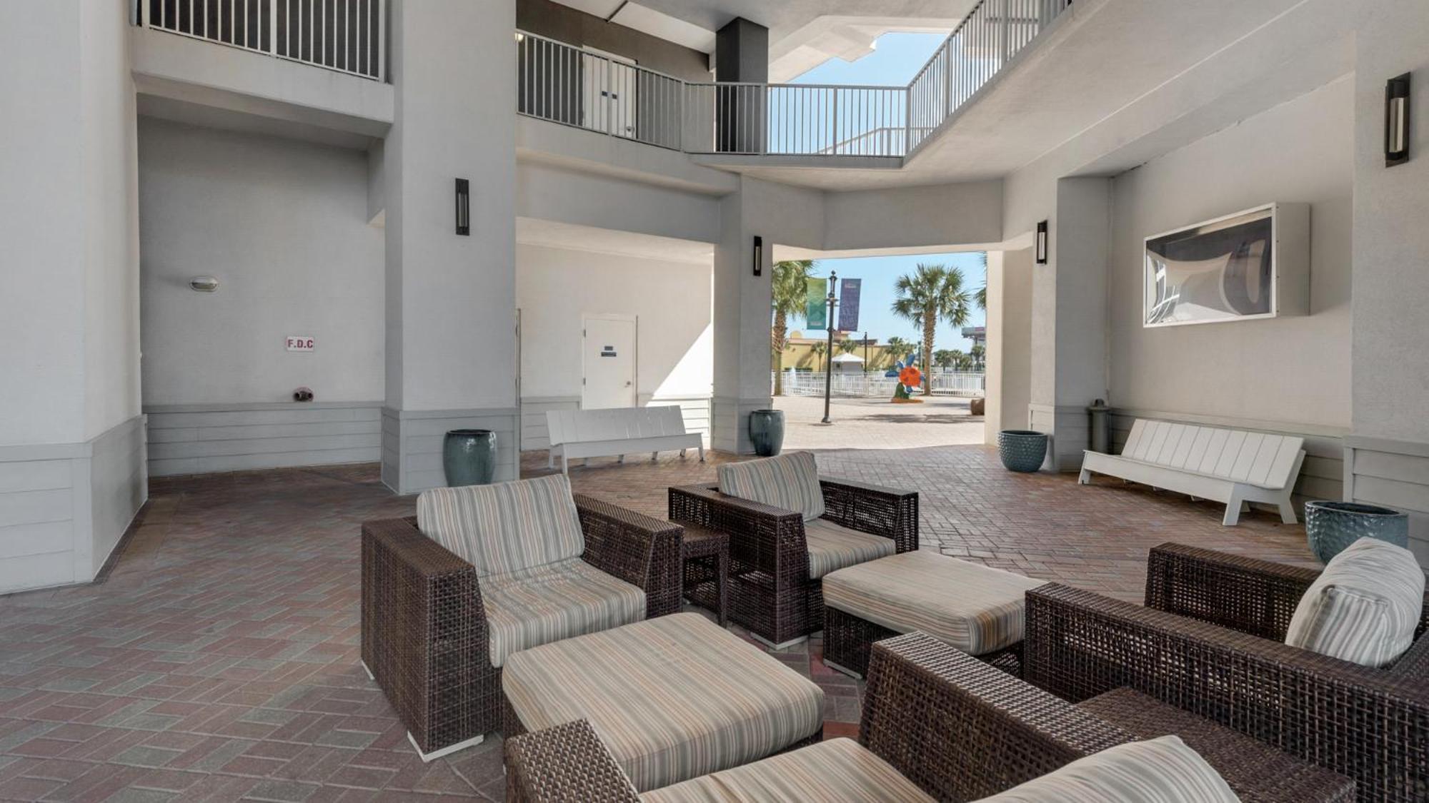 Amazing 1br Ocean View ! Laketown 1316 Holiday home *
