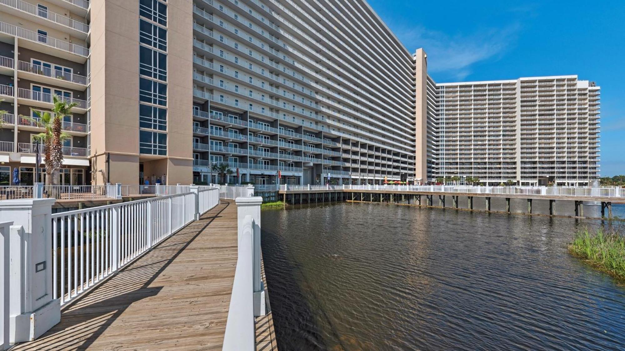 Amazing 1br Ocean View ! Laketown 1316 Holiday home Panama City Beach